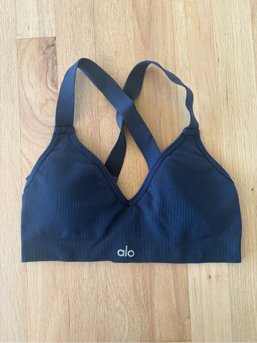 Alo Yoga Navy Seamless Ribbed Set - Picture 8 of 12